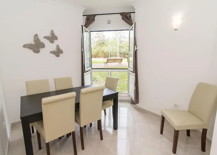 Urb Do Lagar By Algartur Conceição