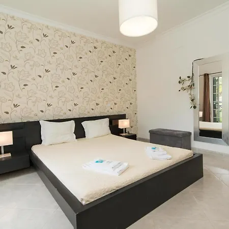Urb Do Lagar By Algartur Apartment